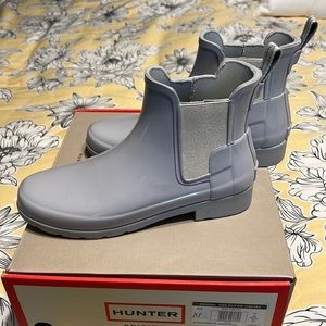 Hunter Chelsea Refined boot size US 6/EU 37